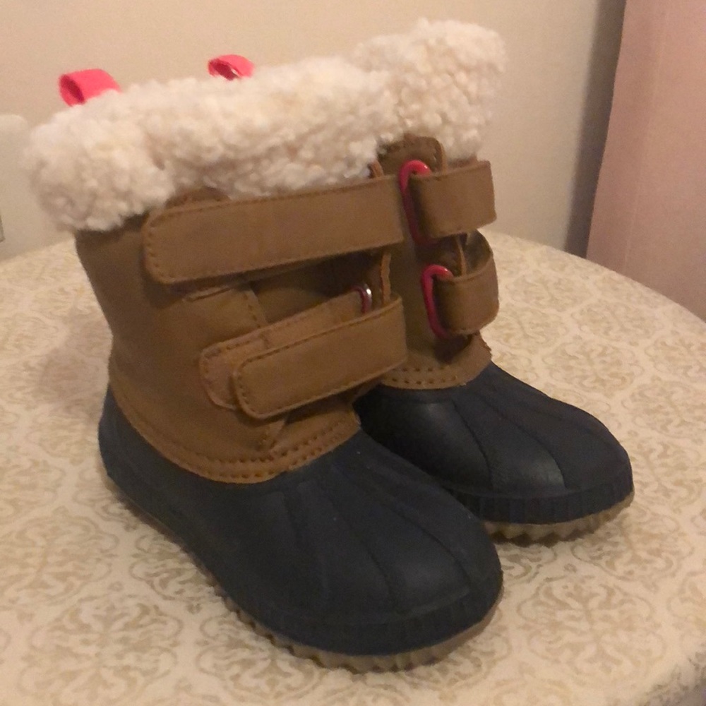 This image winter boots